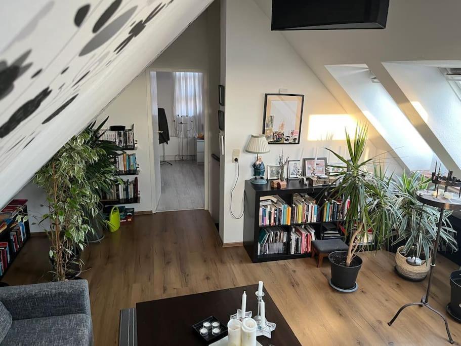 Gemuetliche Wohnung Mitten In Esens Exterior photo